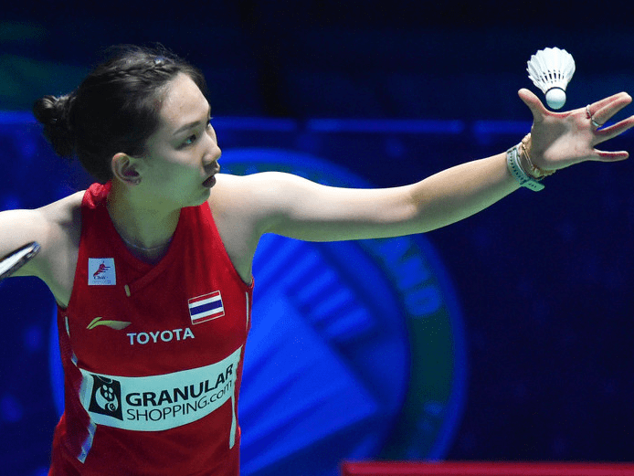 并通过社媒 并通过社媒